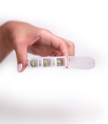 smoking accessories - preroll storage box with dividers